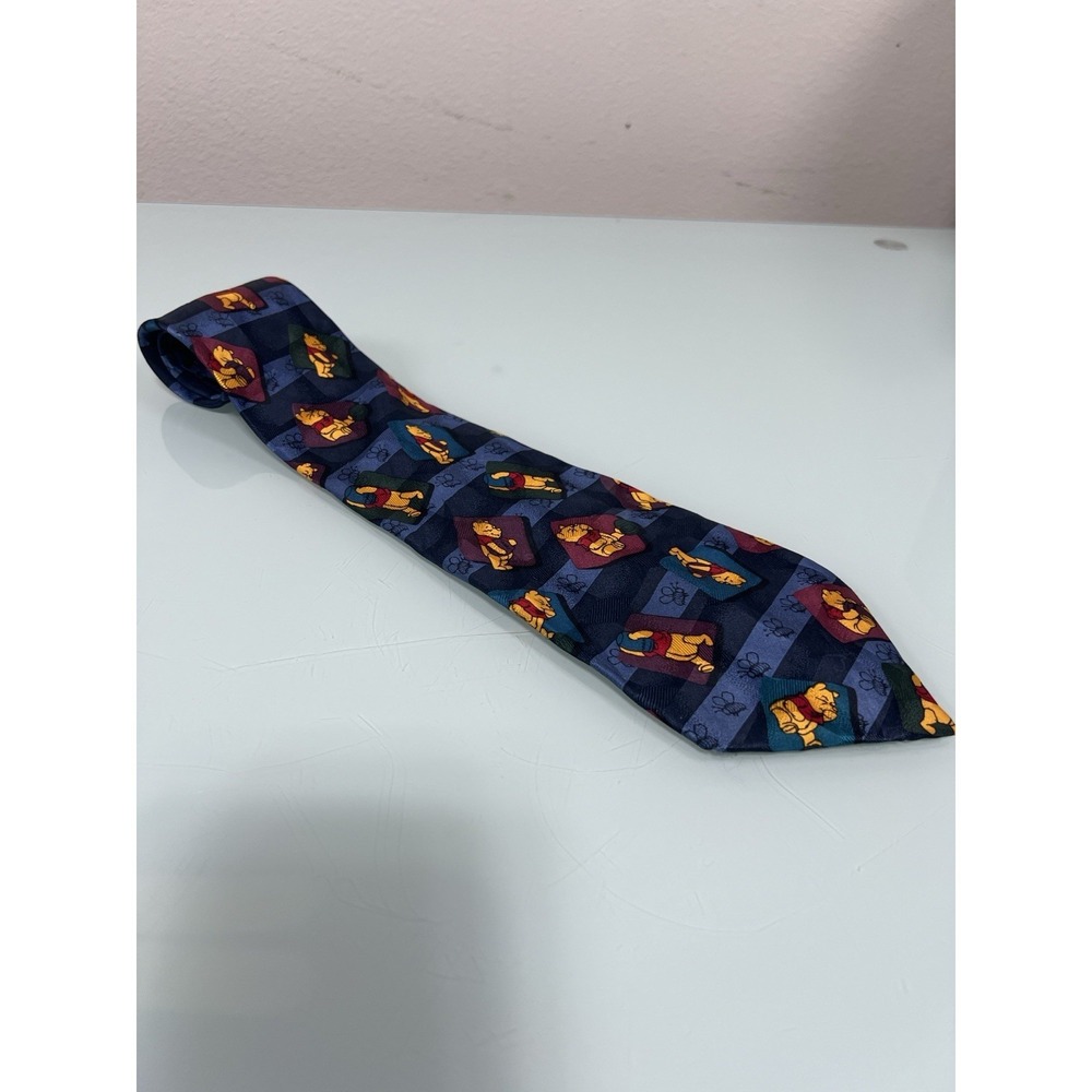 Vintage Disney Pooh Bear Novelty men's Tie Winnie The‎ Pooh Silk Tie